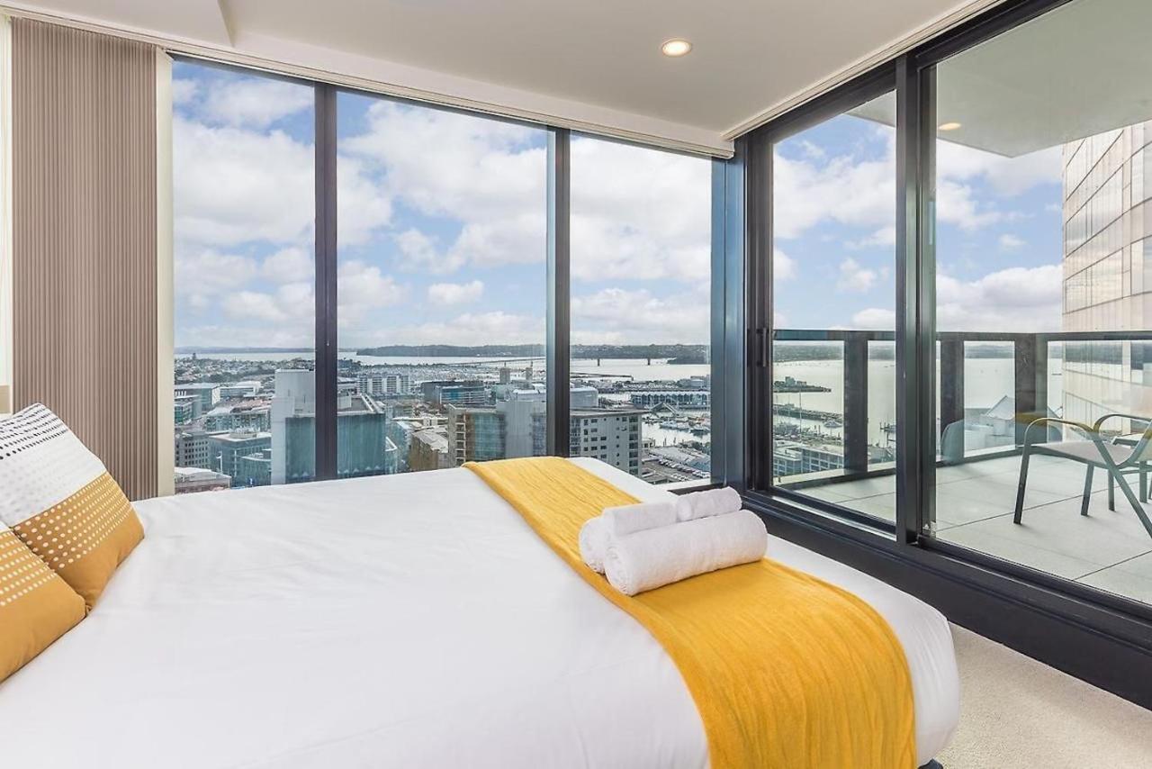 Magnificent Harbour View Skytower View Apartment In Cbd Auckland Exterior photo